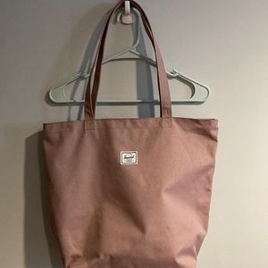 BNWOT Hershel tote bag in rose